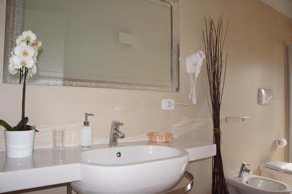 Lullymia Bed & Breakfast Crotone Ruang foto