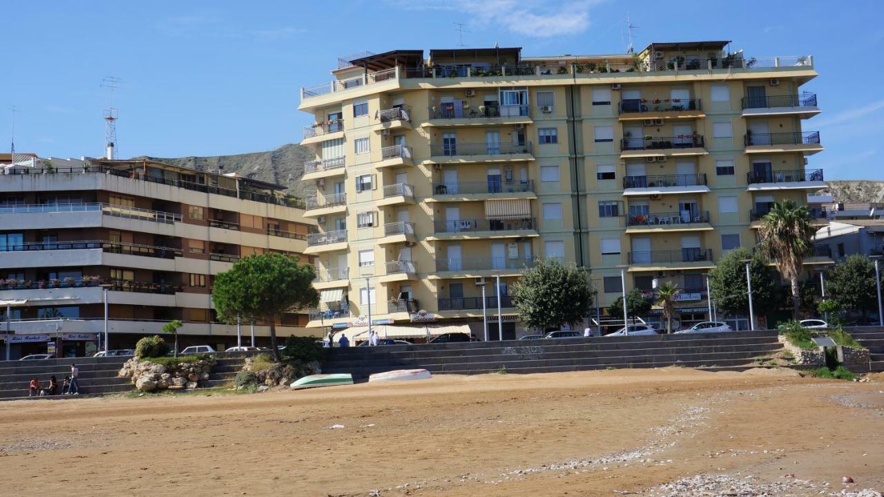 Lullymia Bed & Breakfast Crotone Bagian luar foto