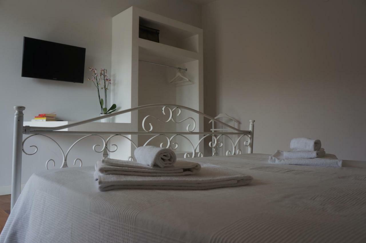 Lullymia Bed & Breakfast Crotone Bagian luar foto